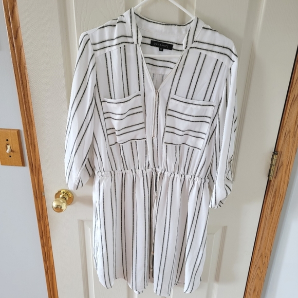 Dynamite white striped dress, size L - Picture 1 of 5